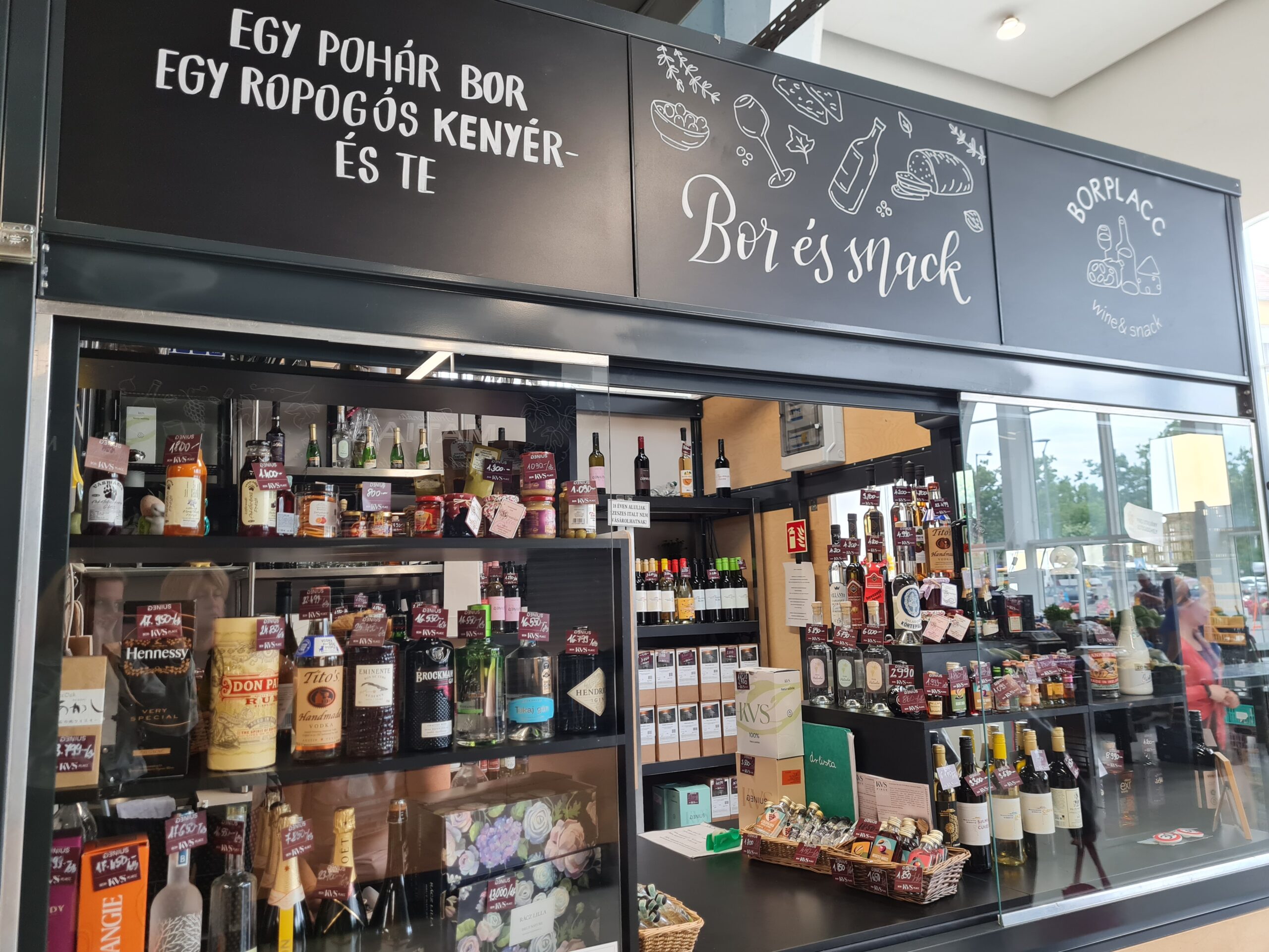 Figyelem, fontos változás a Genius Borplacc életében!